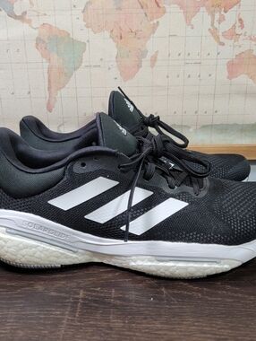 BRAND NEW Adidas Solarglide 5 Core Black White Men's Size 10.0